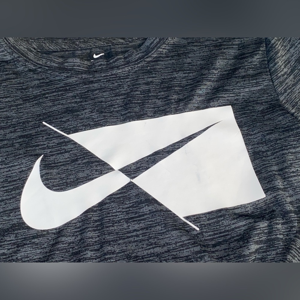 Nike Grey Dri Fit Black Orange Swoosh Logo Long Sleeve Shirts Tee Boy’s Size 5 - Picture 3 of 13